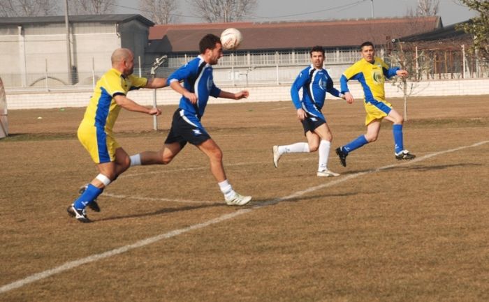 Colpo di testa in attacco per i Sindaci