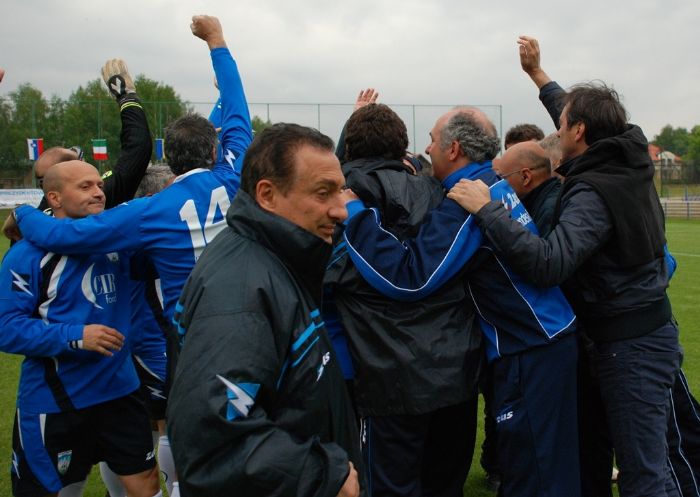 La NIS si carica prima della partita